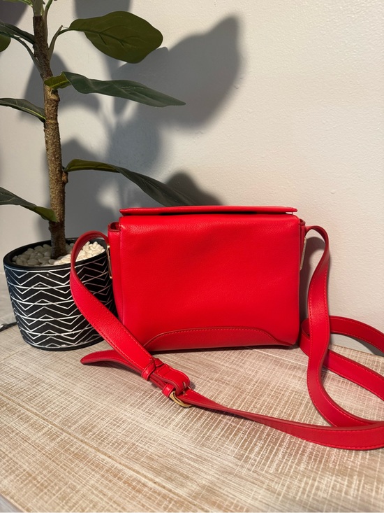 ON 34th Handbags - Women's Red Leather Crossbody Bag with Adjustable Strap